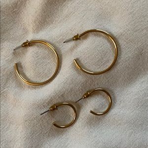 Gold hoops set